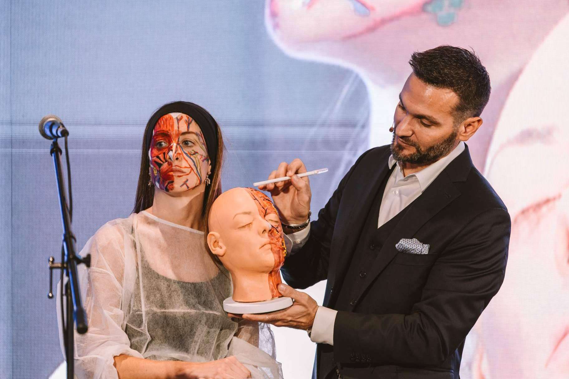 Facial anatomy course for injectors, guided by Dr. Fernando Felice