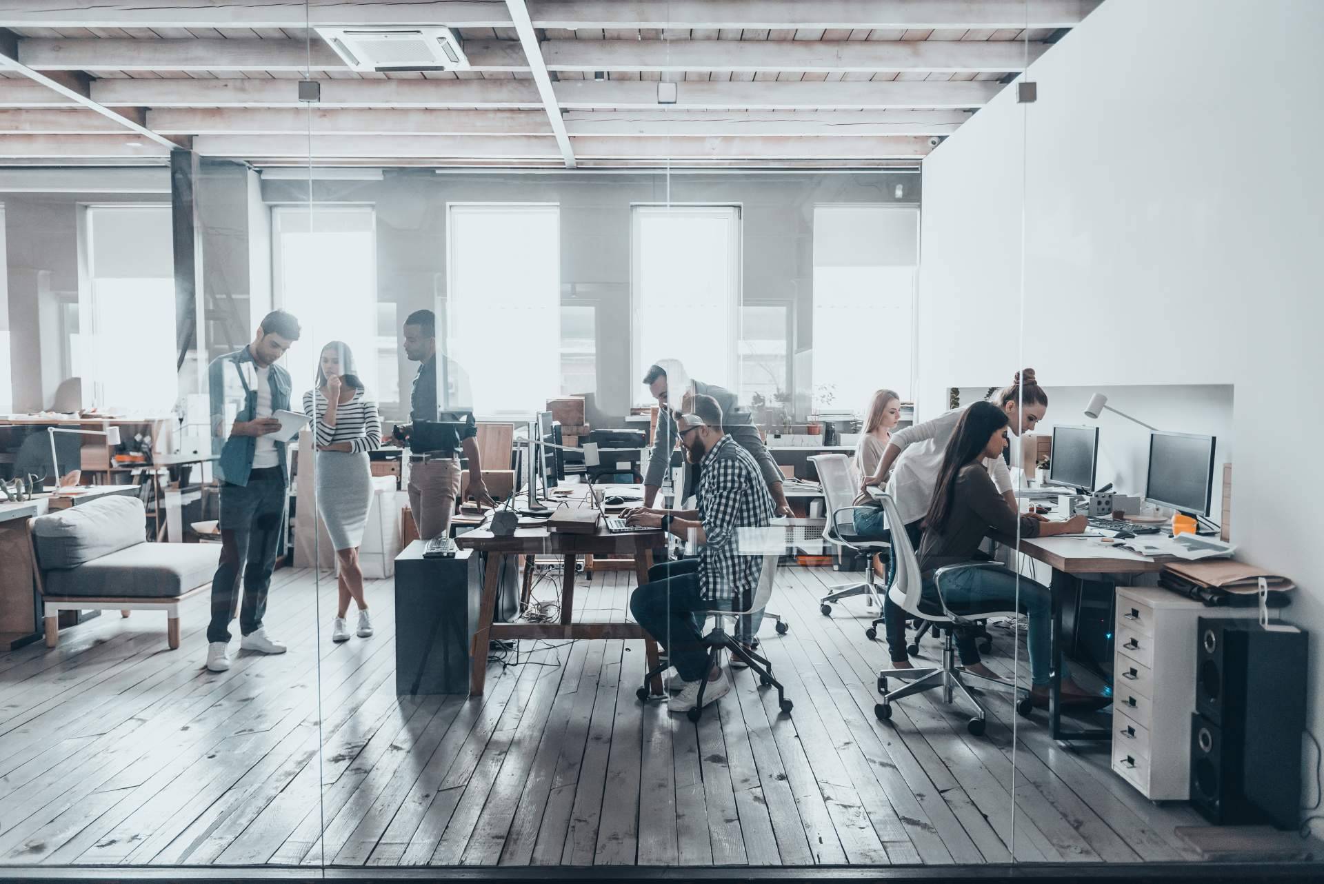 Improving the worker experience with Hybo's desk reservation system