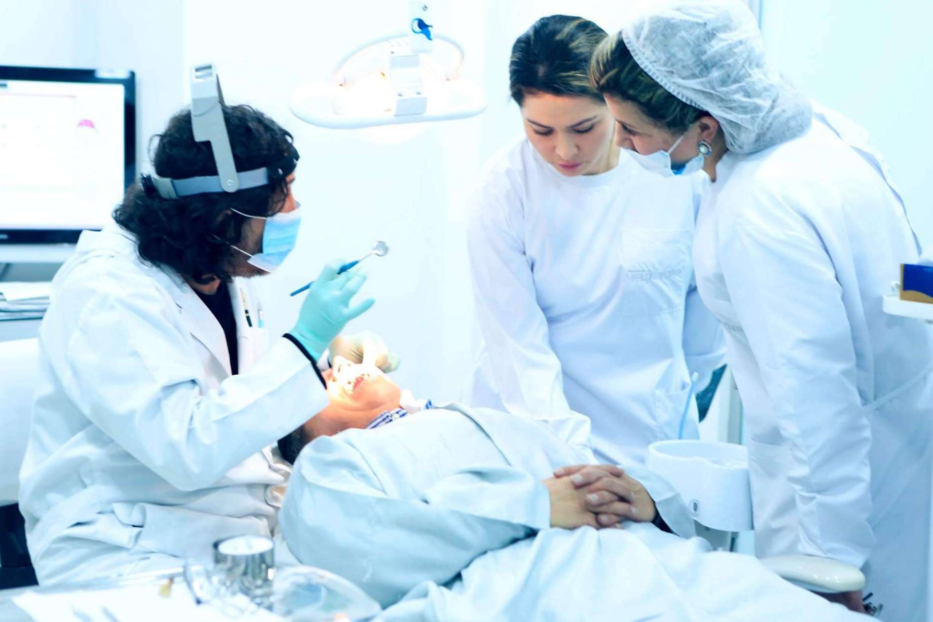 Specialized Dentistry in Colombia with Dr. Marlon Becerra - Smile Design Experts