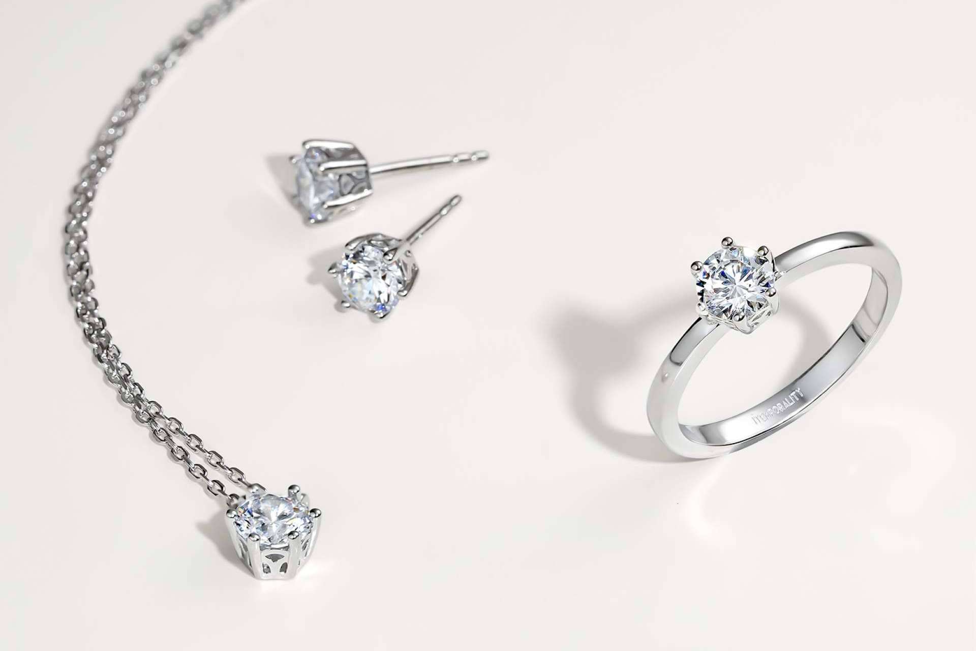Itemporality is experiencing a meteoric rise in jewelry wholesale for both businesses and consumers