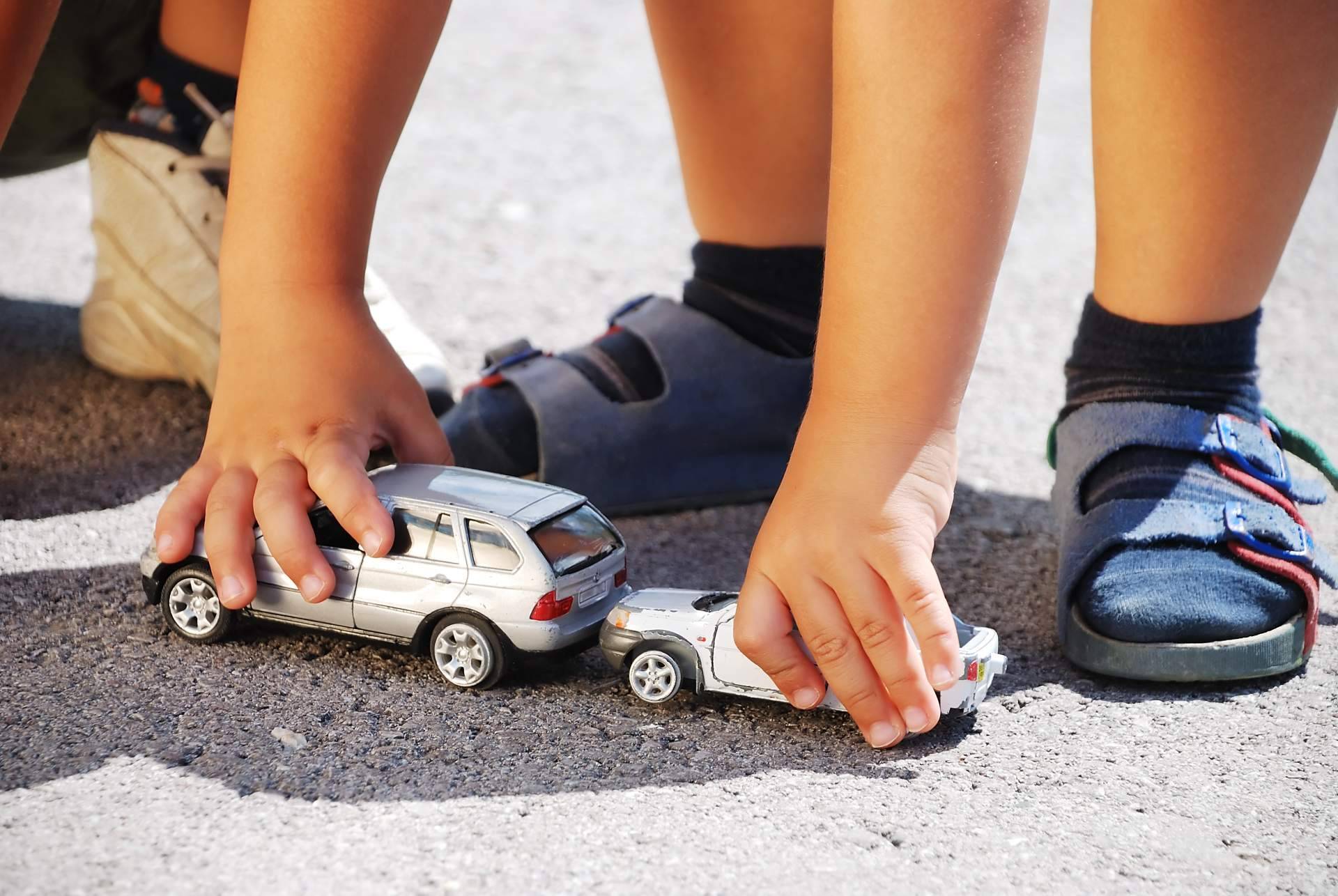 Through Lawzana it is possible to contact accident lawyers anywhere in the world