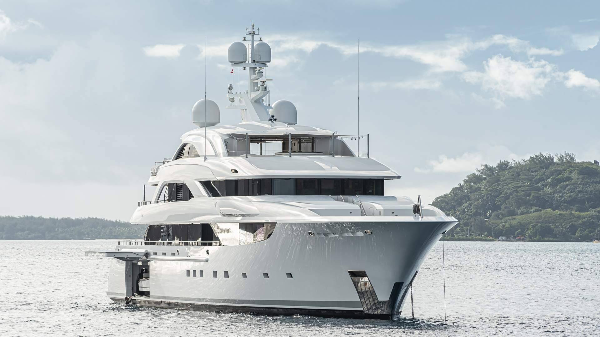 Boatsters Black elevates the yacht rentals experience across the world’s most exclusive destinations
